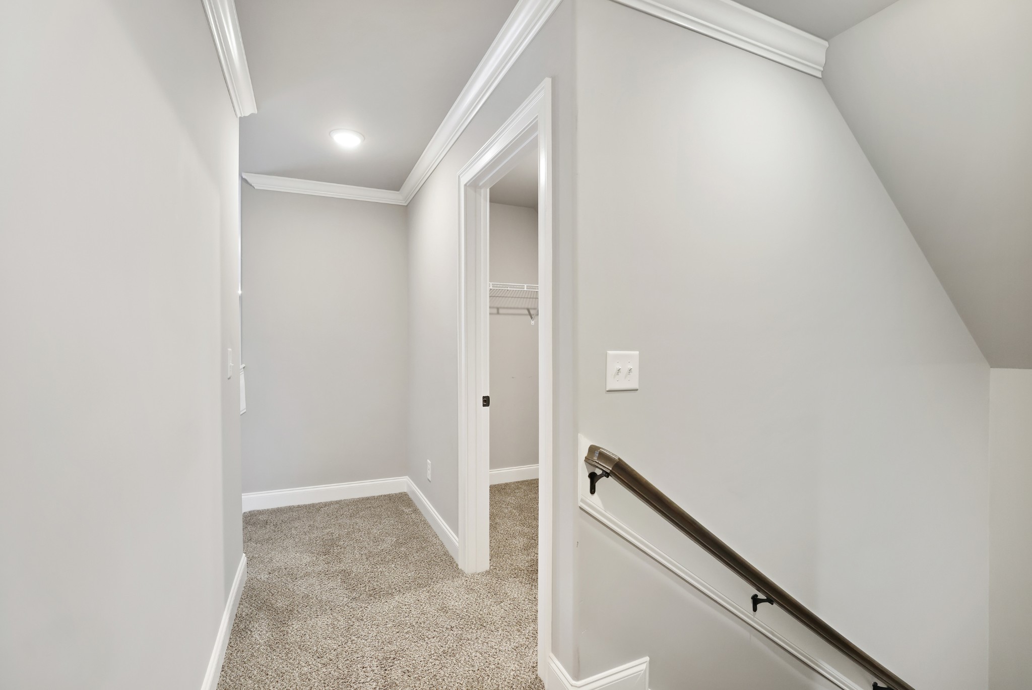 1104 Yearling Pl