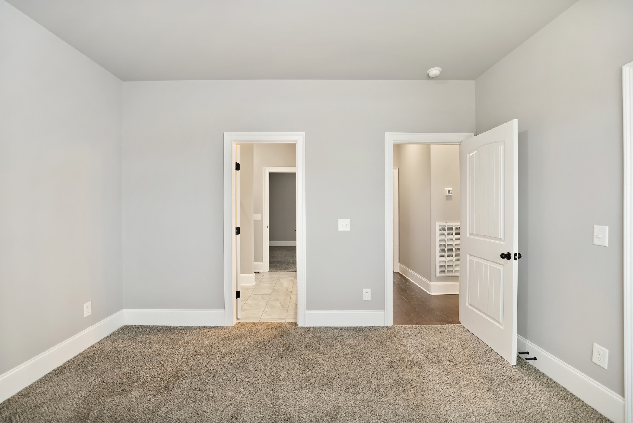1104 Yearling Pl