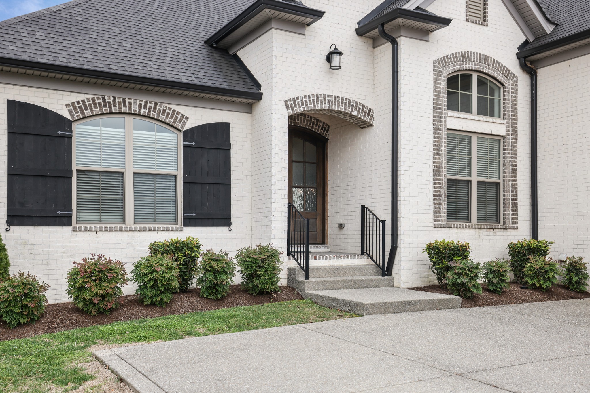1104 Yearling Pl