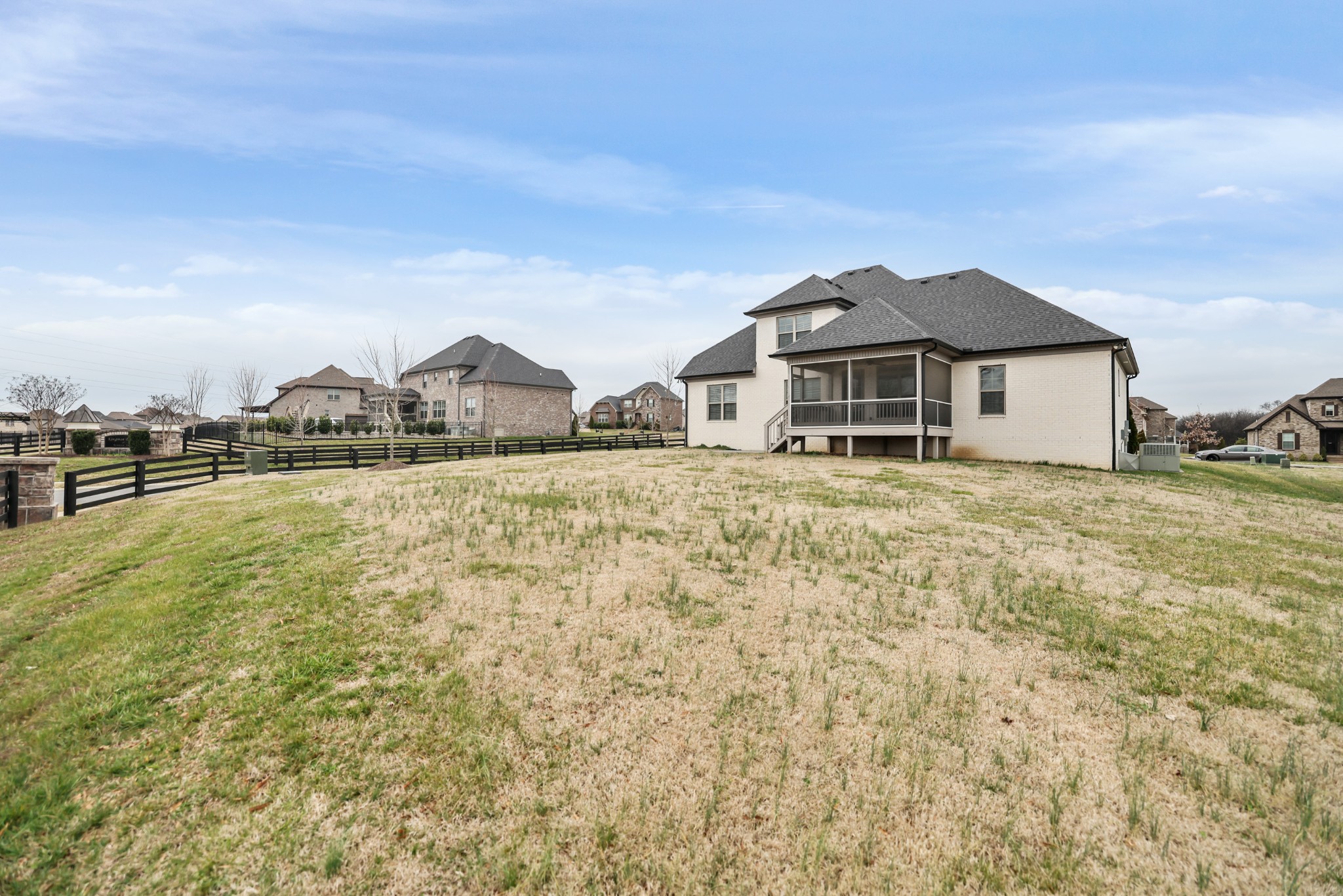 1104 Yearling Pl