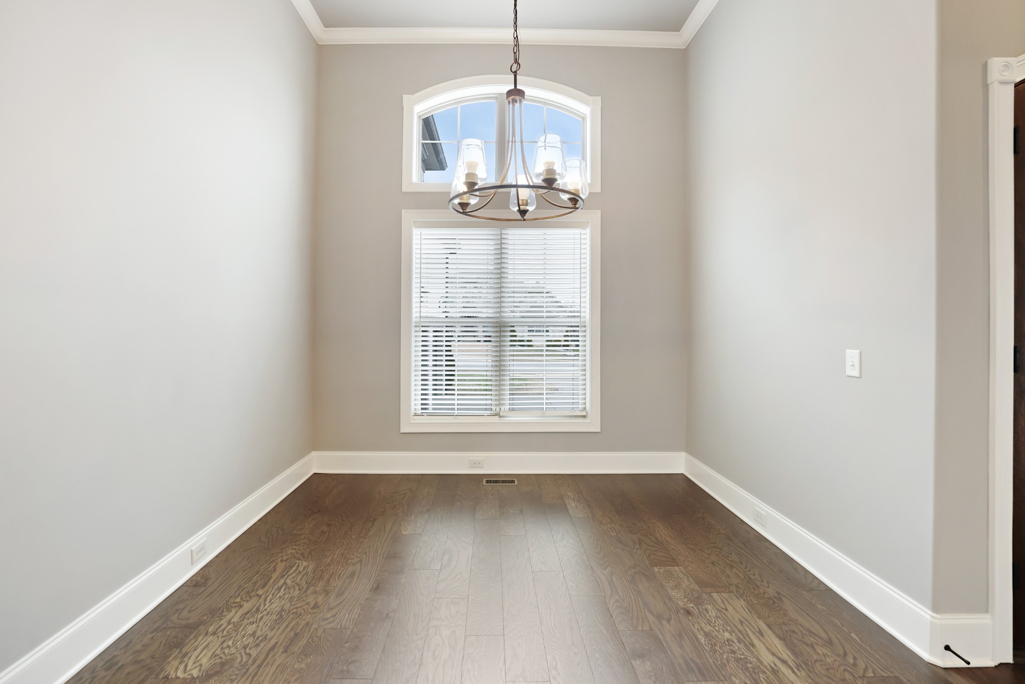 1104 Yearling Pl
