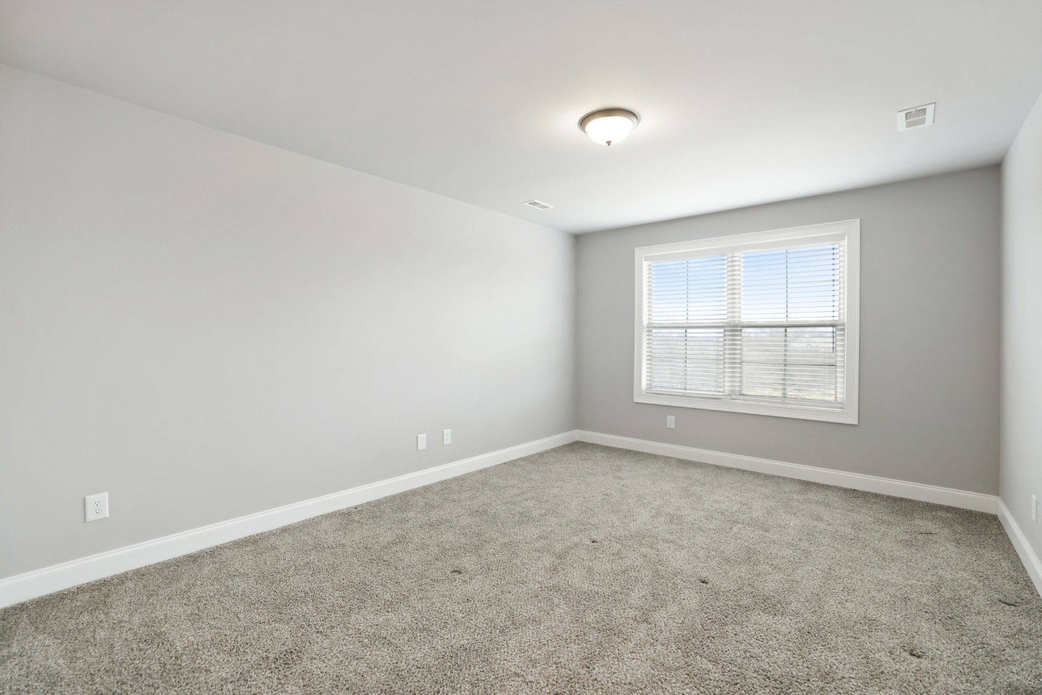 1104 Yearling Pl