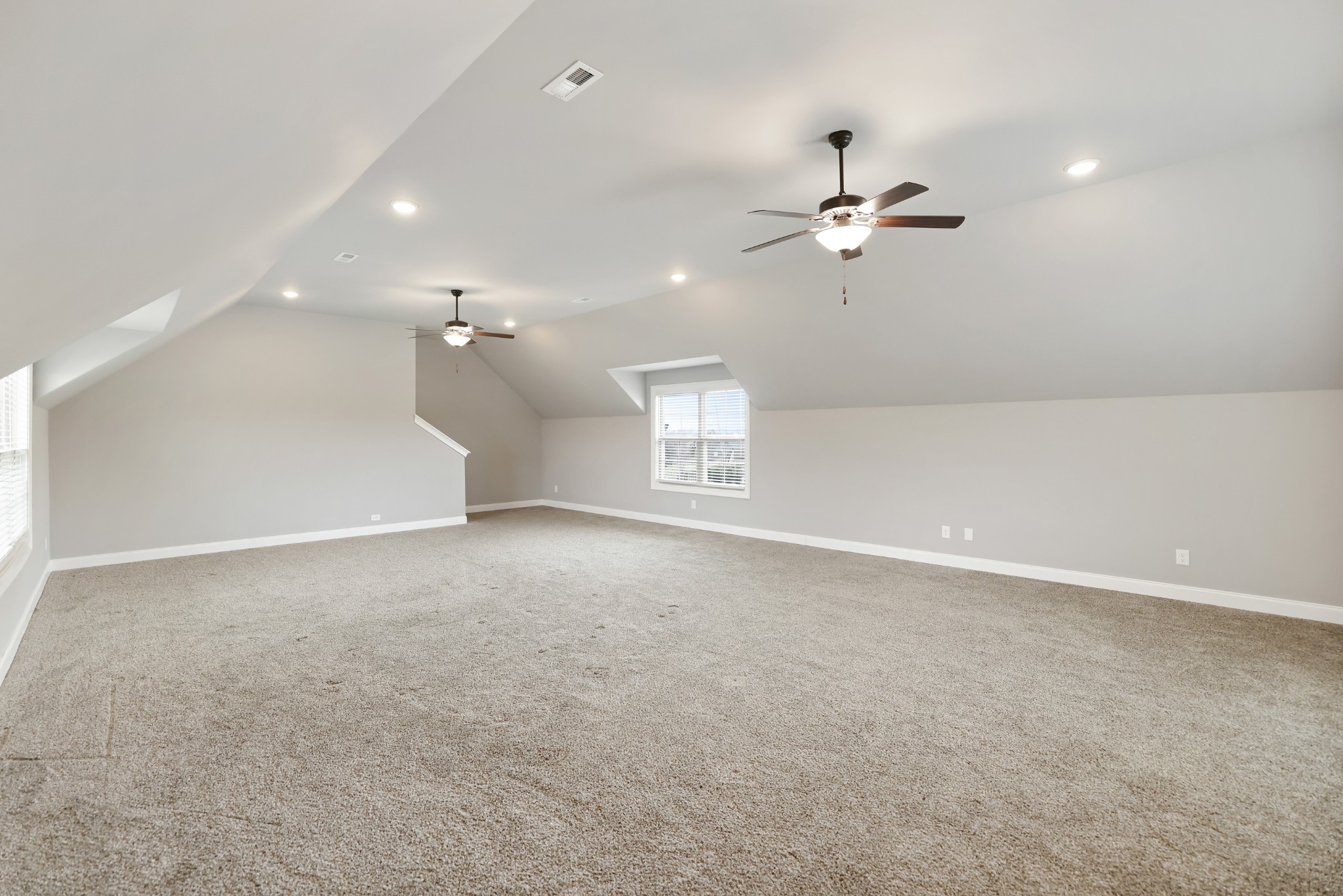 1104 Yearling Pl