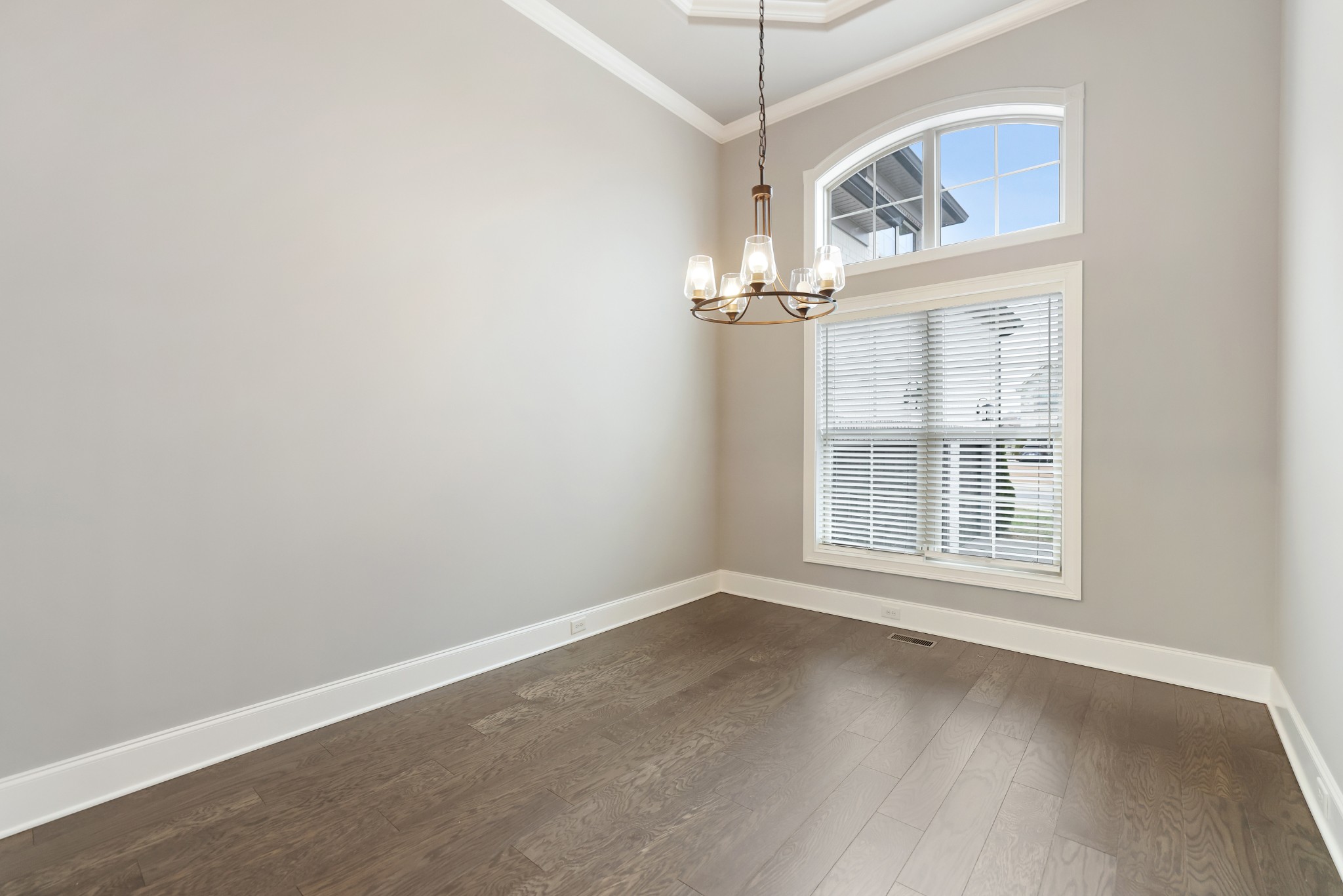 1104 Yearling Pl