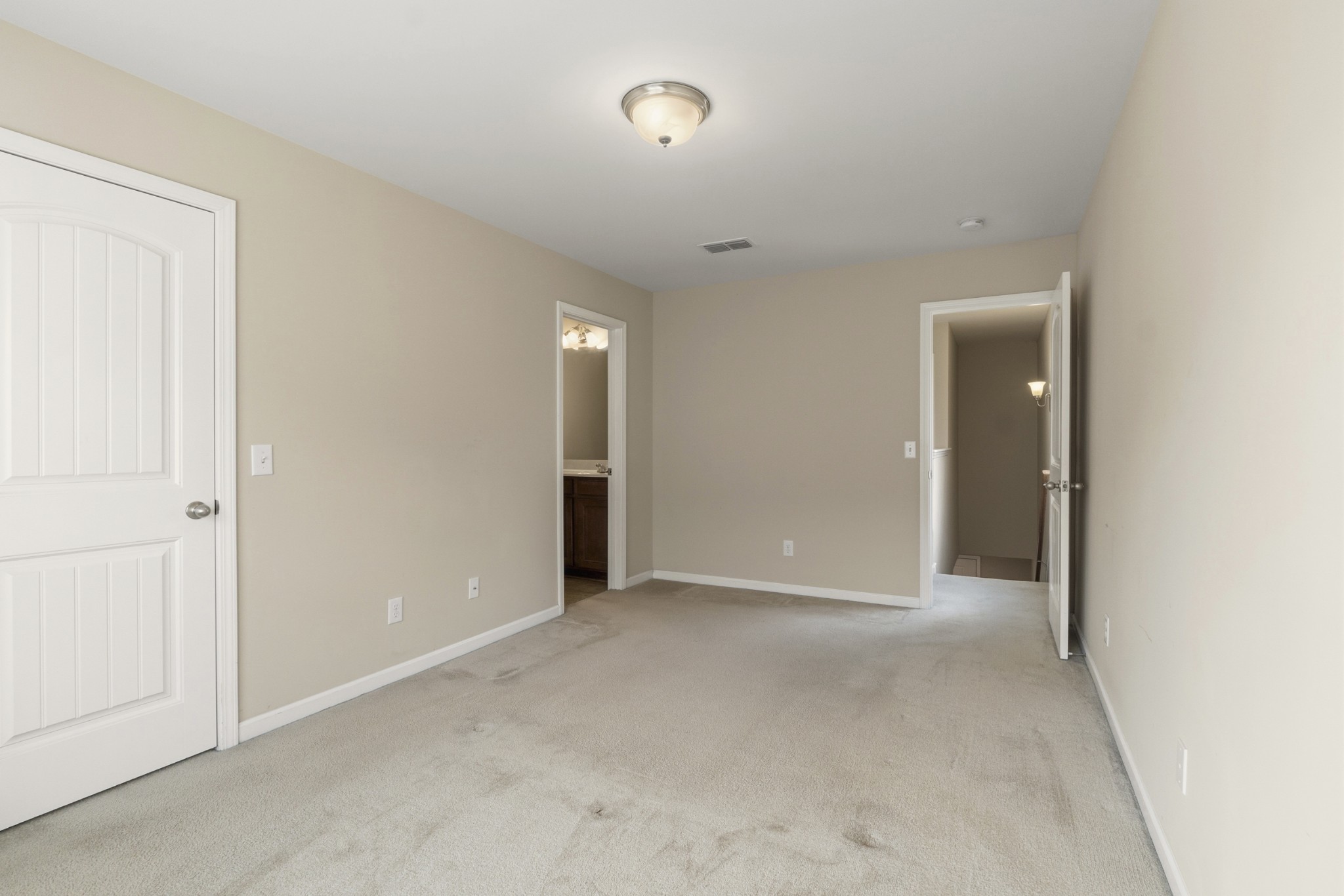 301 Killian Way