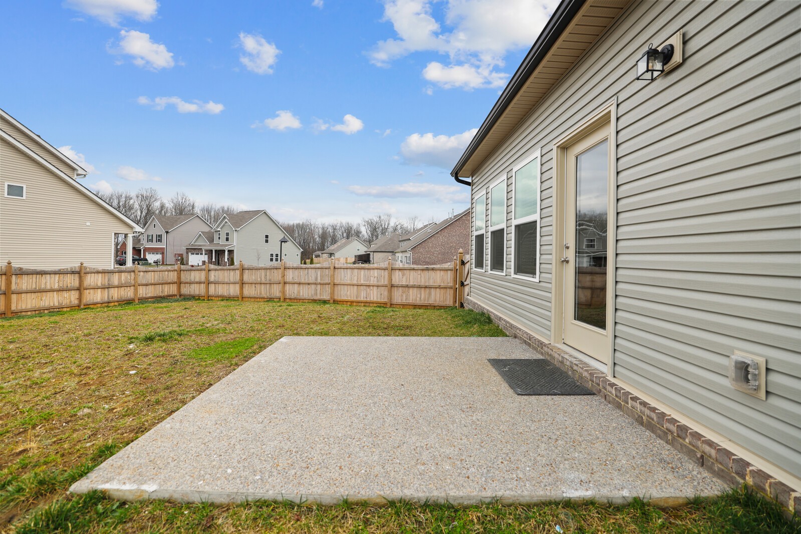 161 Crabourne Dr