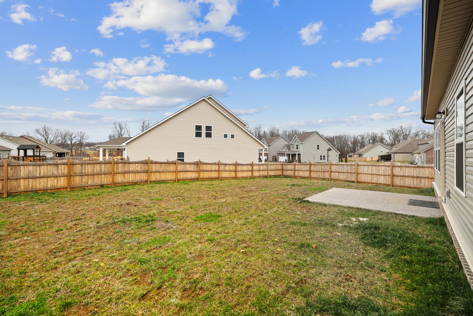 161 Crabourne Dr