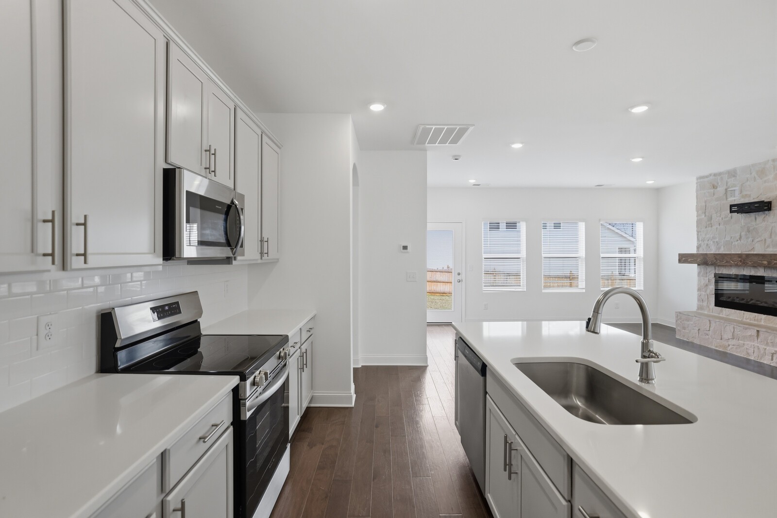 161 Crabourne Dr