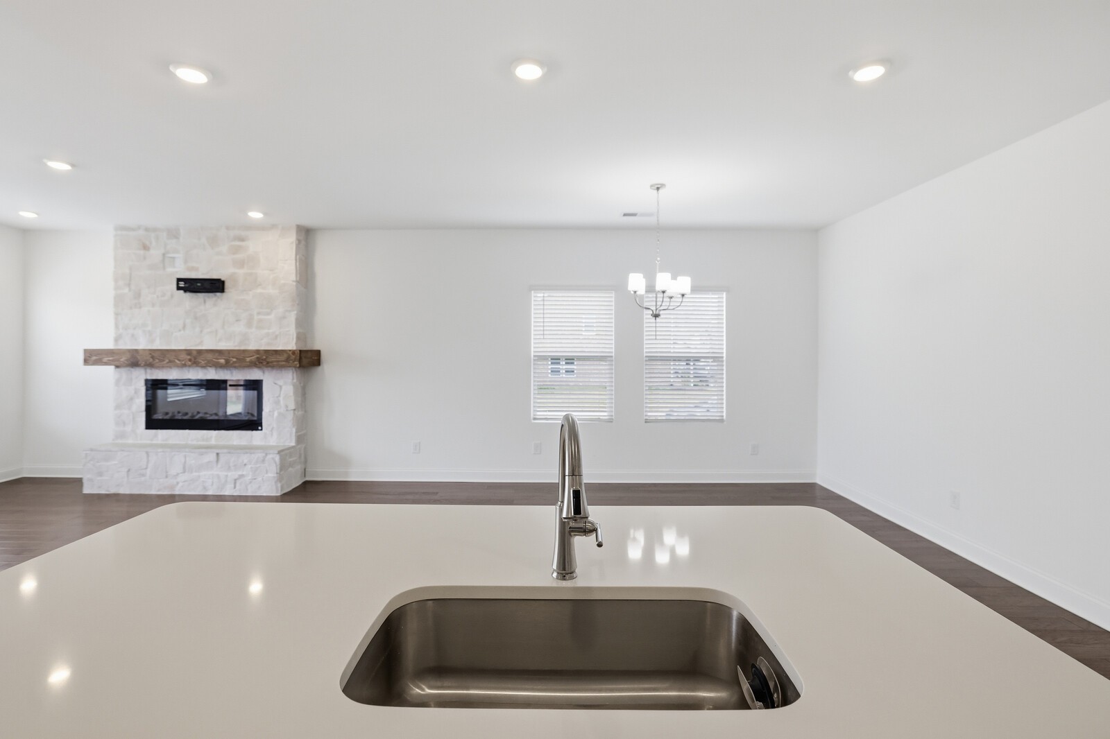 161 Crabourne Dr