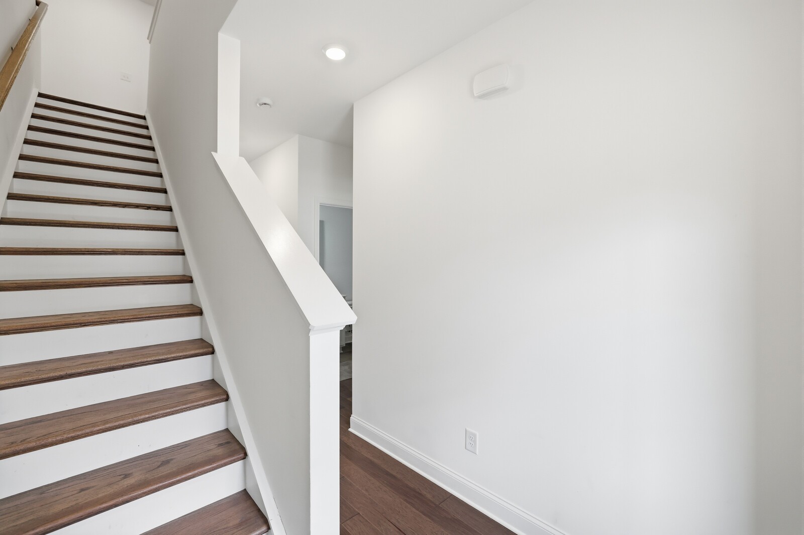 161 Crabourne Dr
