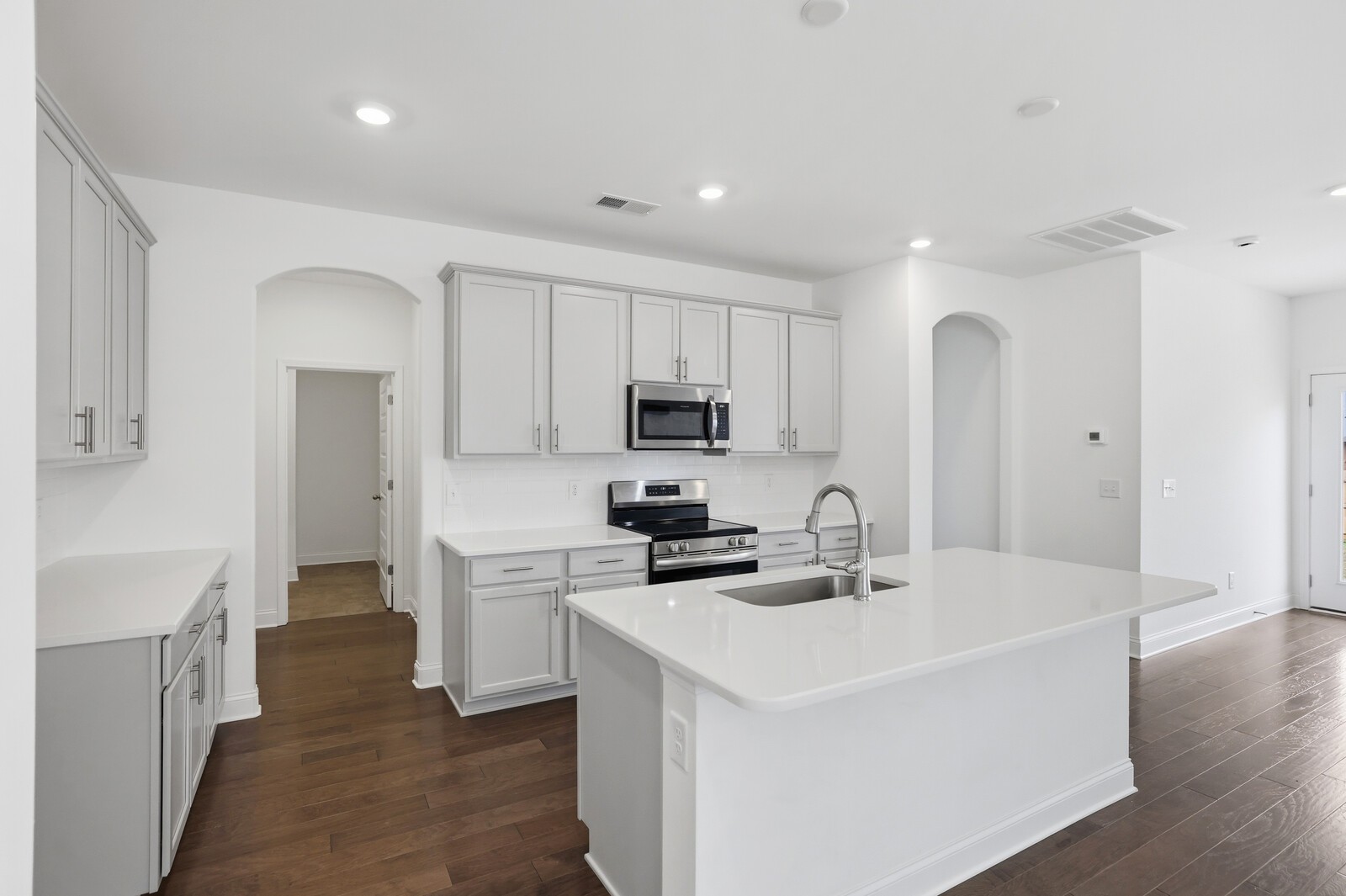 161 Crabourne Dr