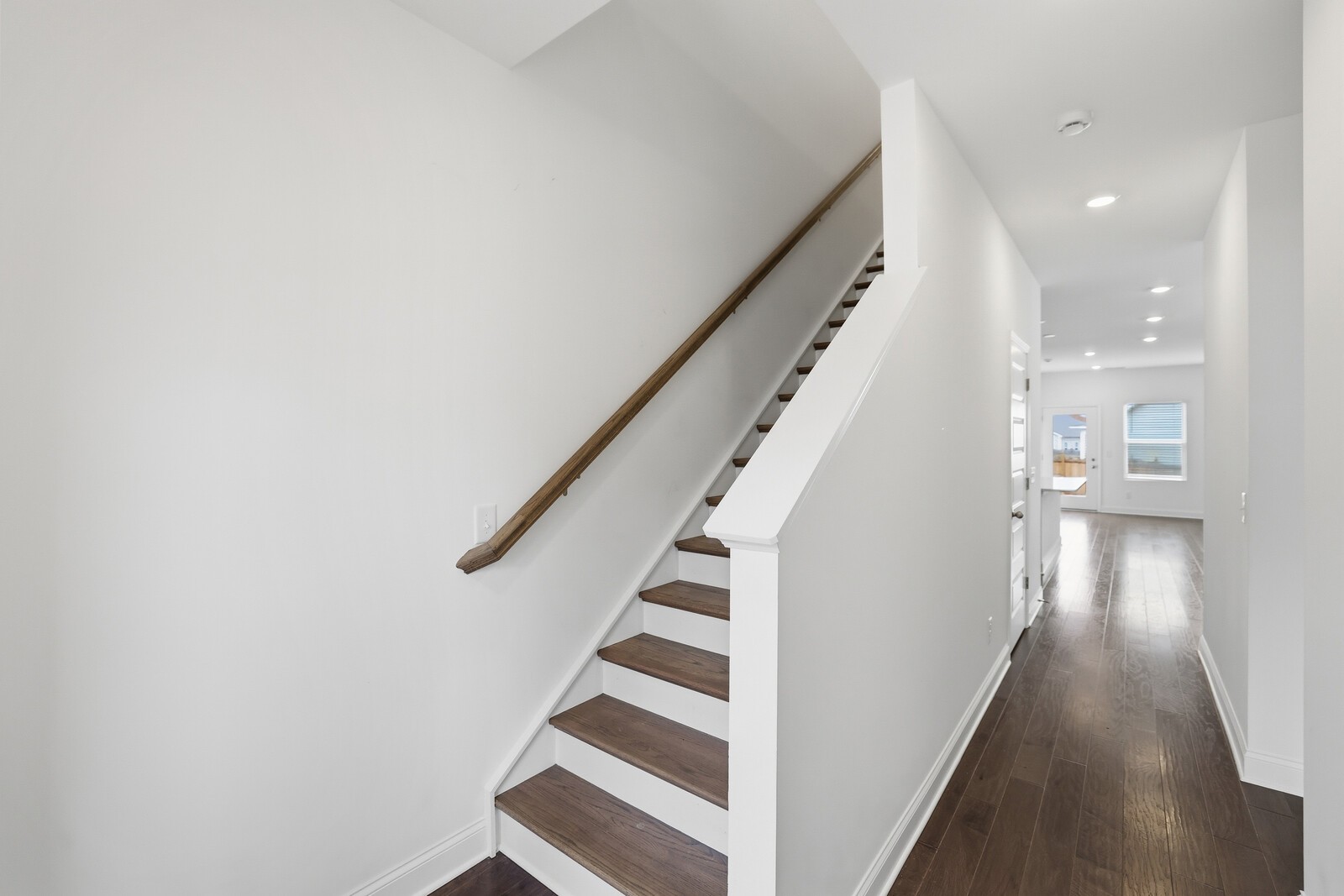 161 Crabourne Dr