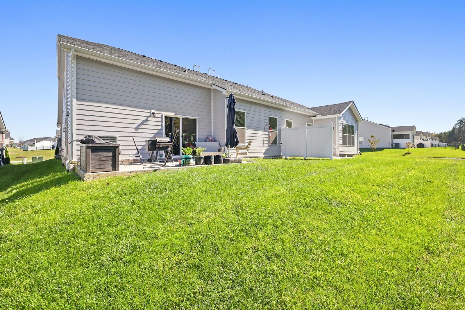 1419 Autumn Leaf Ln