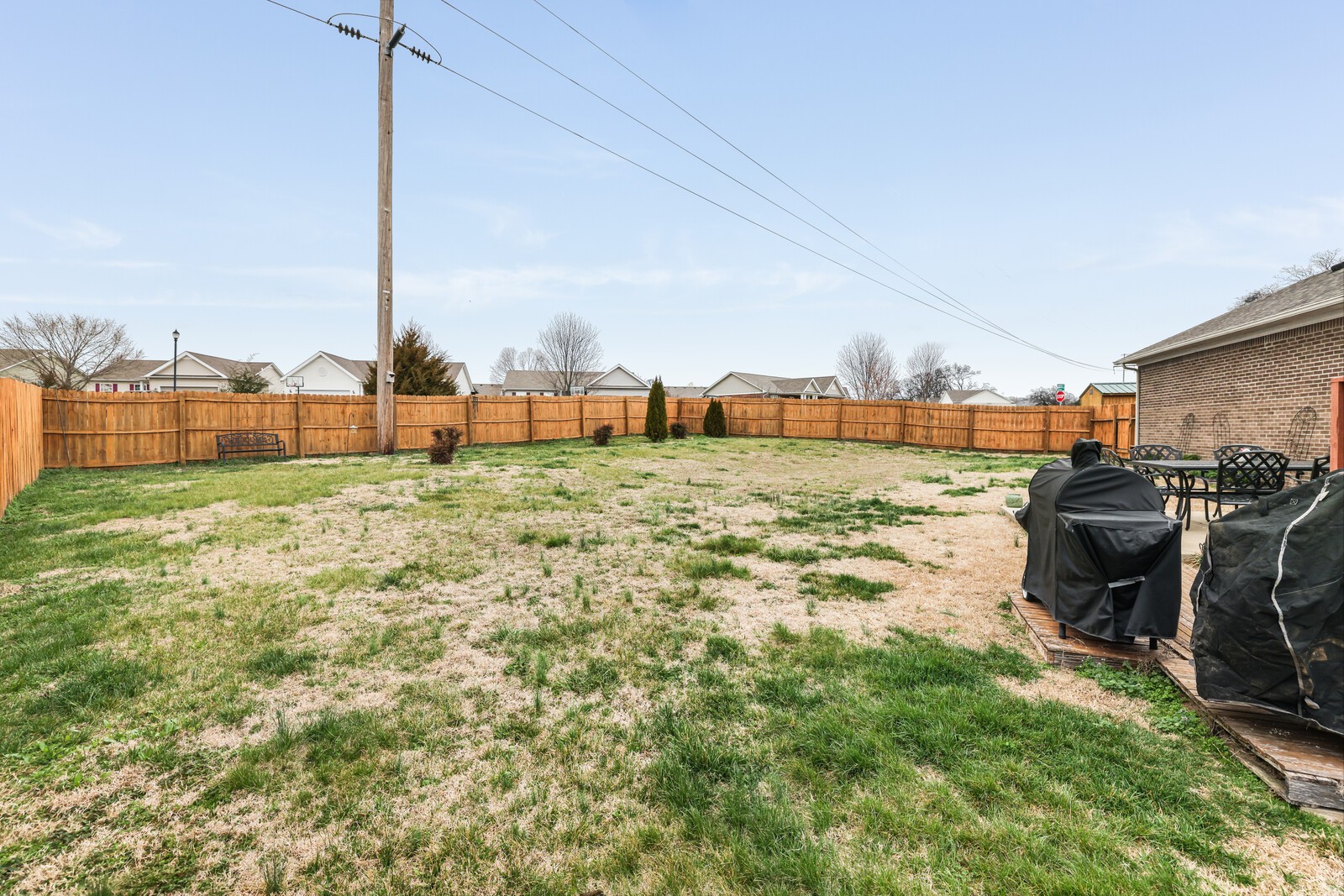 1904 Susan Rd