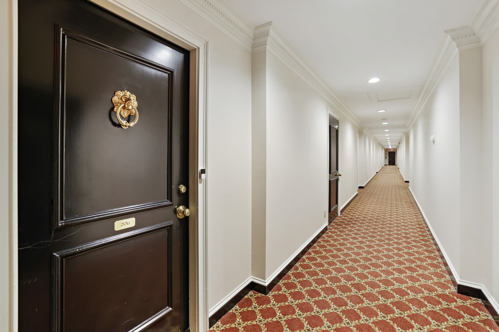 3733 West End Ave Unit: 206