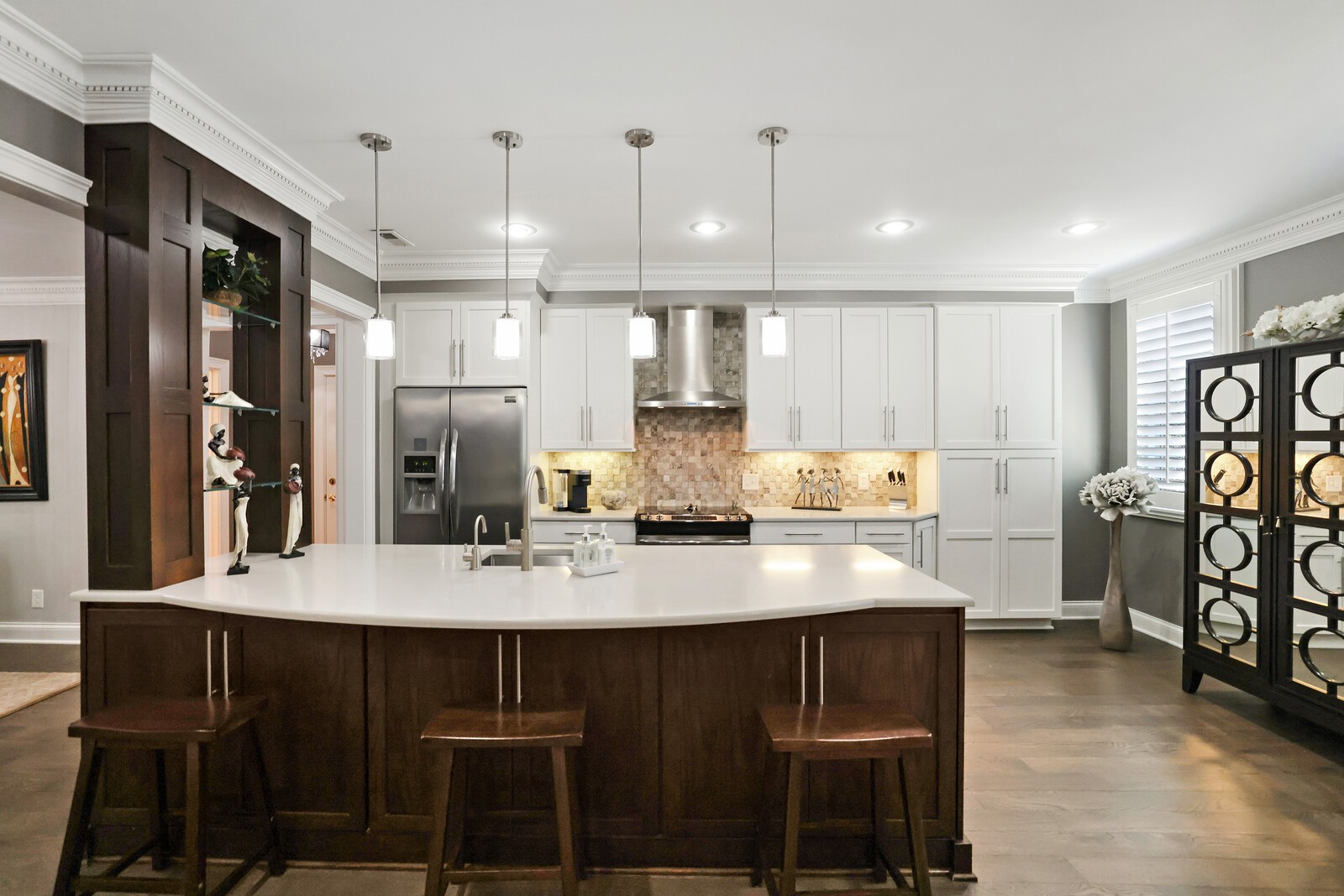 3733 West End Ave Unit: 206