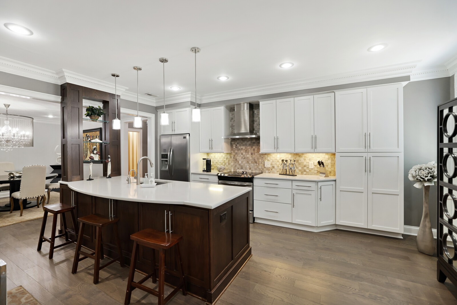 3733 West End Ave Unit: 206