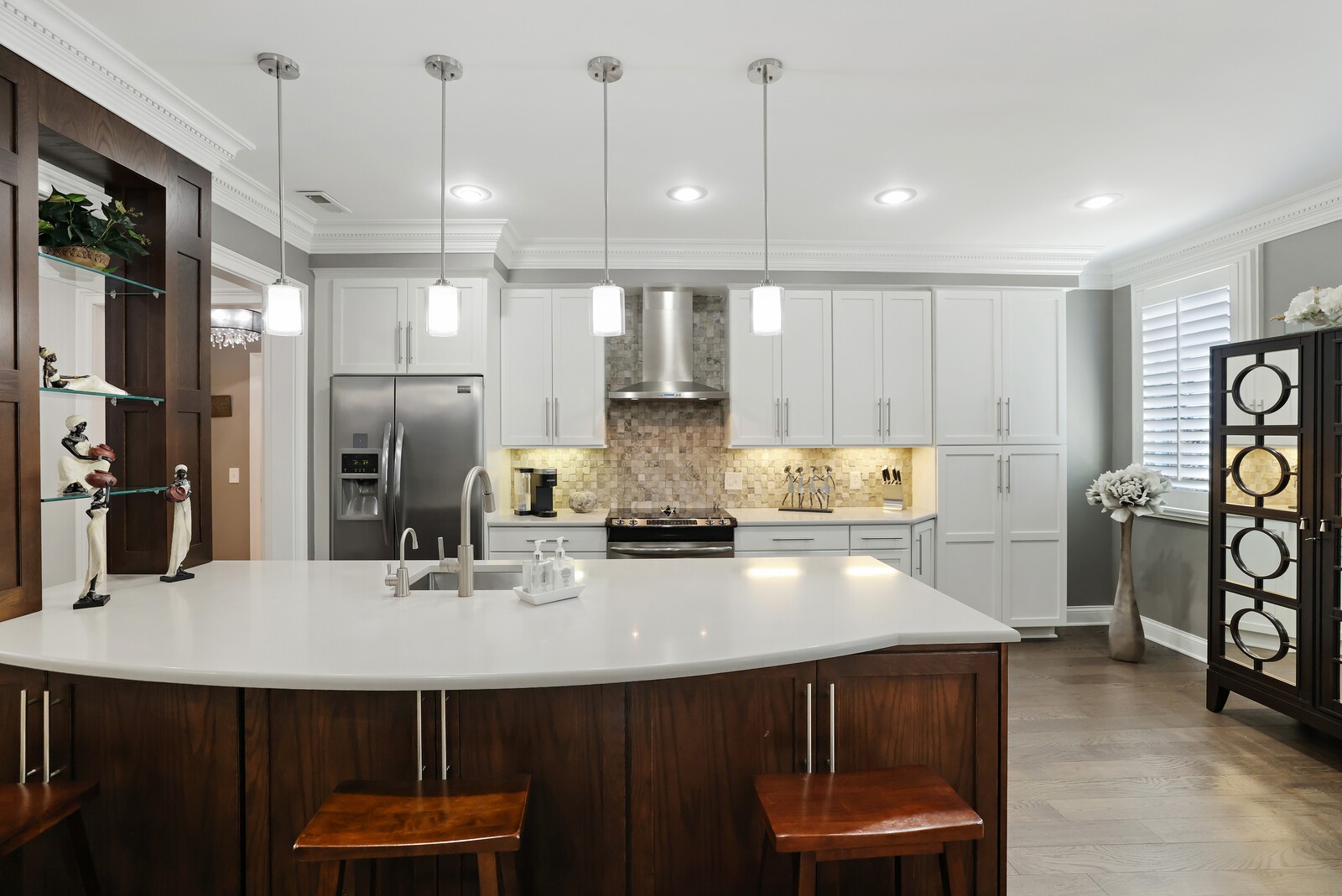 3733 West End Ave Unit: 206