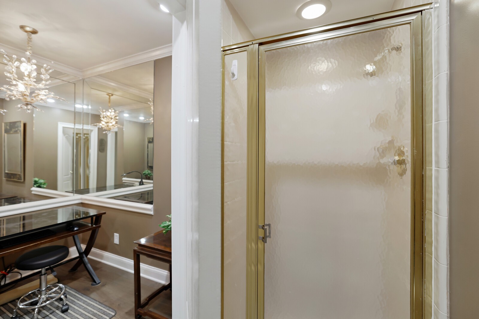 3733 West End Ave Unit: 206