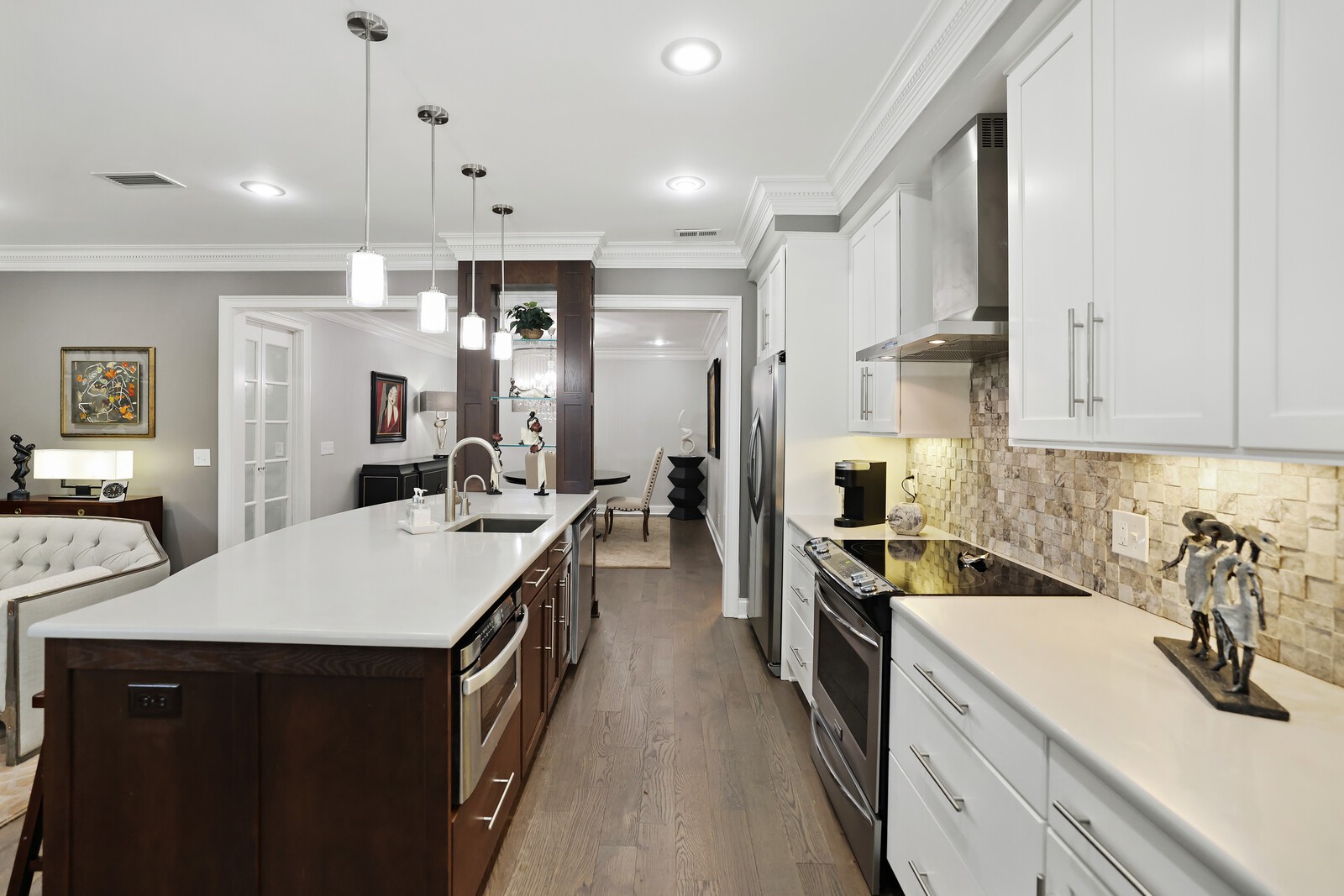 3733 West End Ave Unit: 206