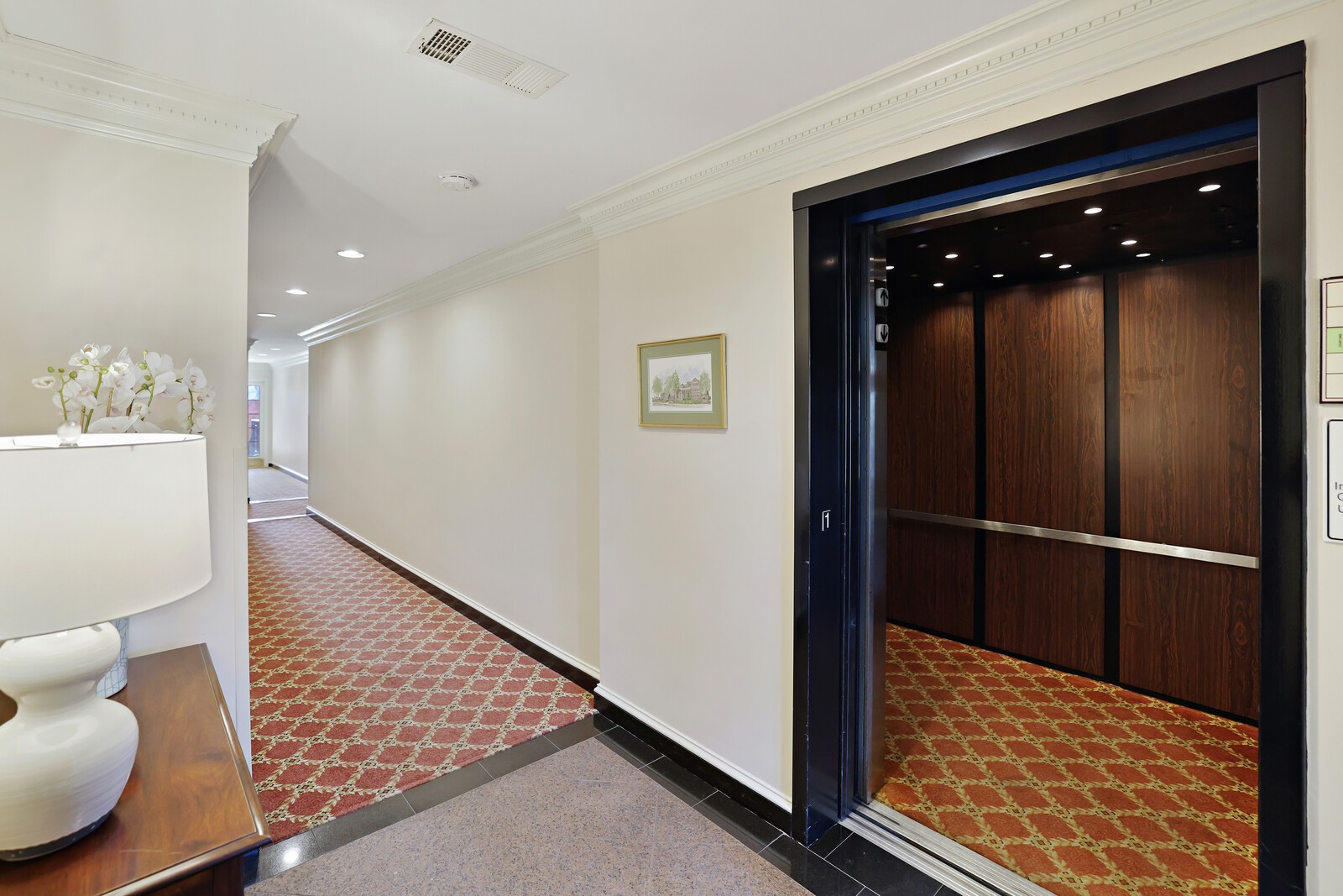 3733 West End Ave Unit: 206