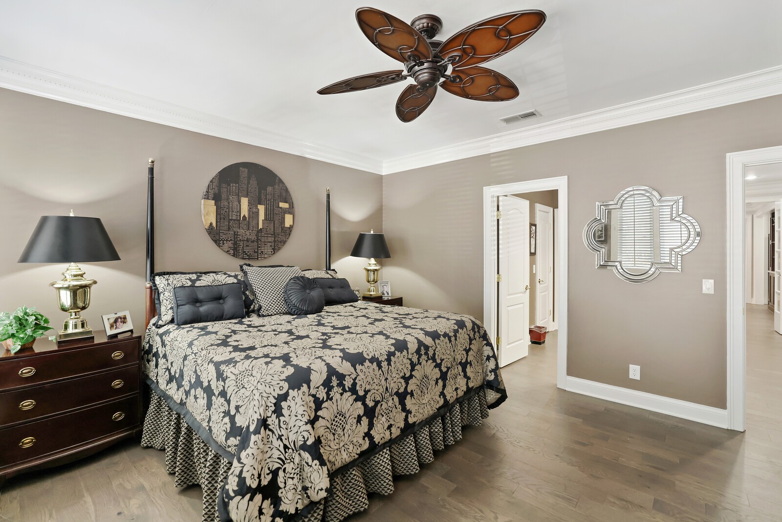 3733 West End Ave Unit: 206