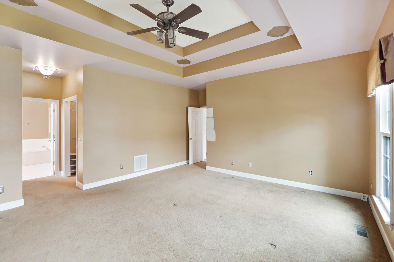 605 Cotswold Park Ct