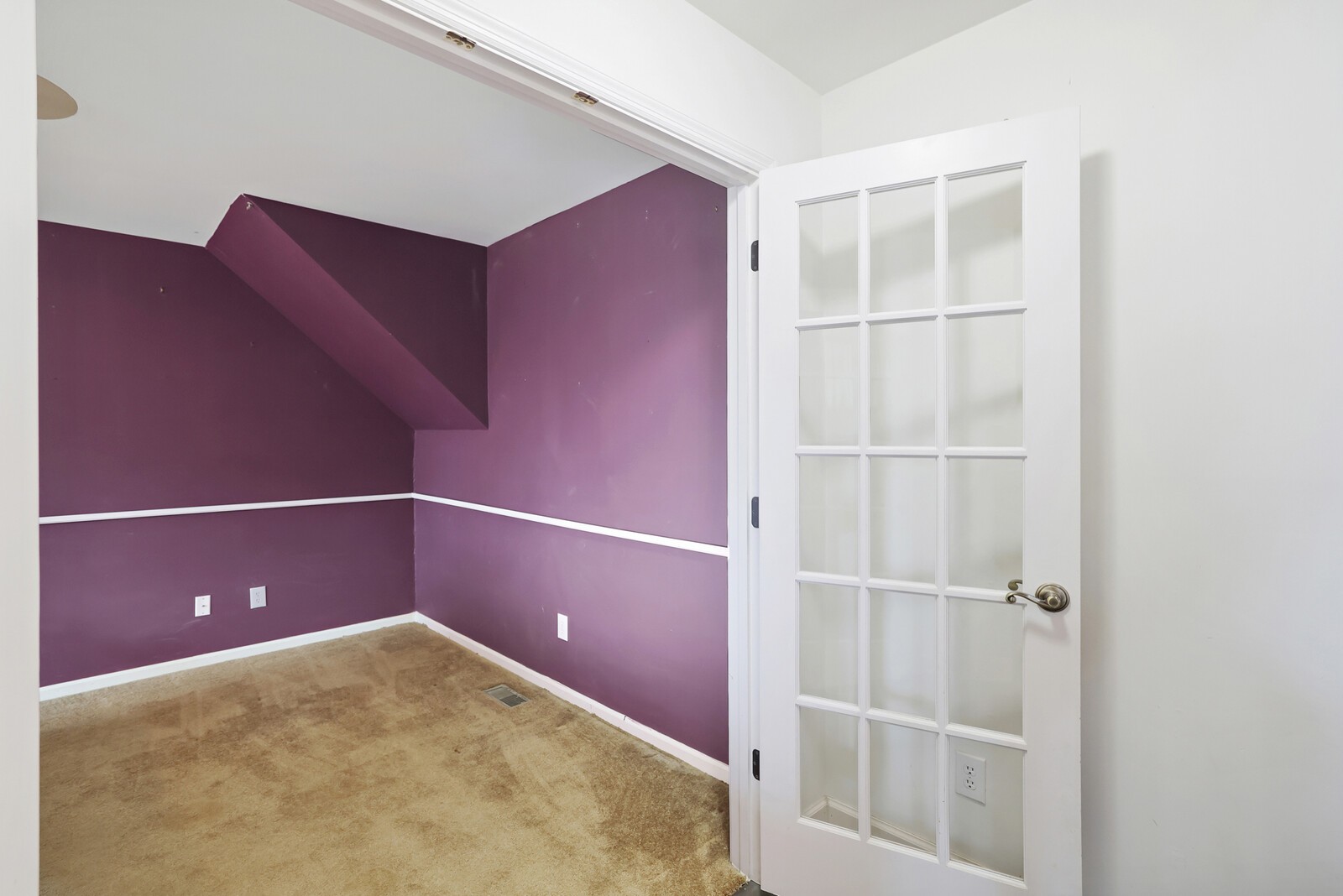 605 Cotswold Park Ct