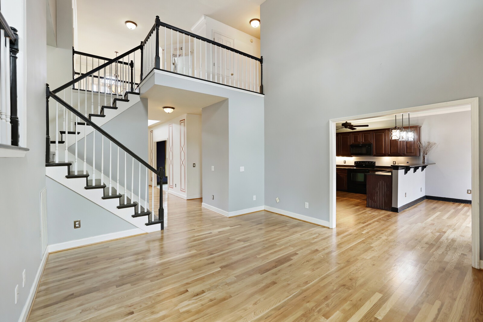 605 Cotswold Park Ct