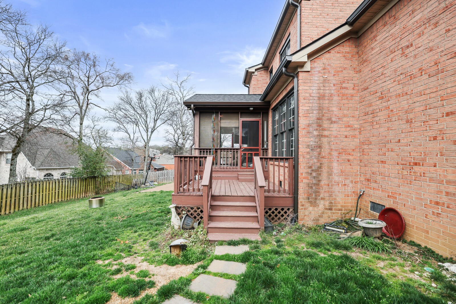 605 Cotswold Park Ct