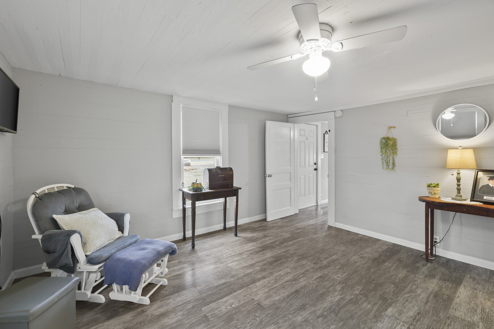 4405 Highway 43, N