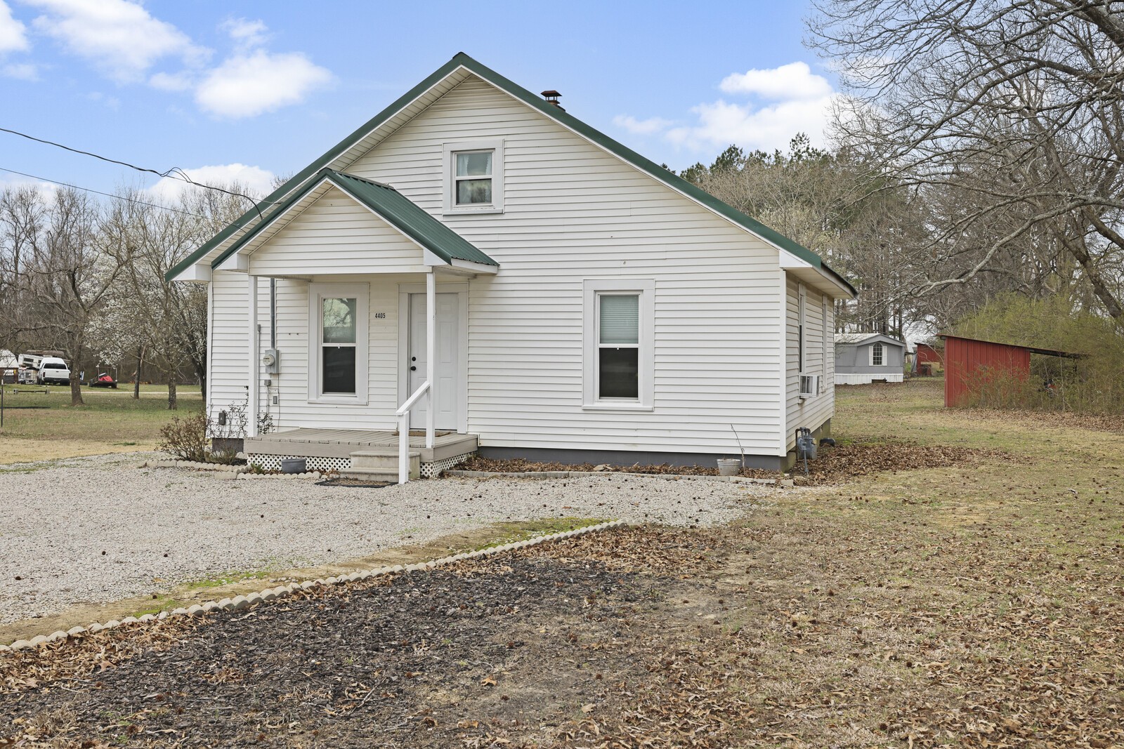 4405 Highway 43, N