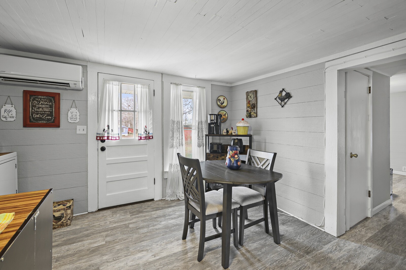4405 Highway 43, N