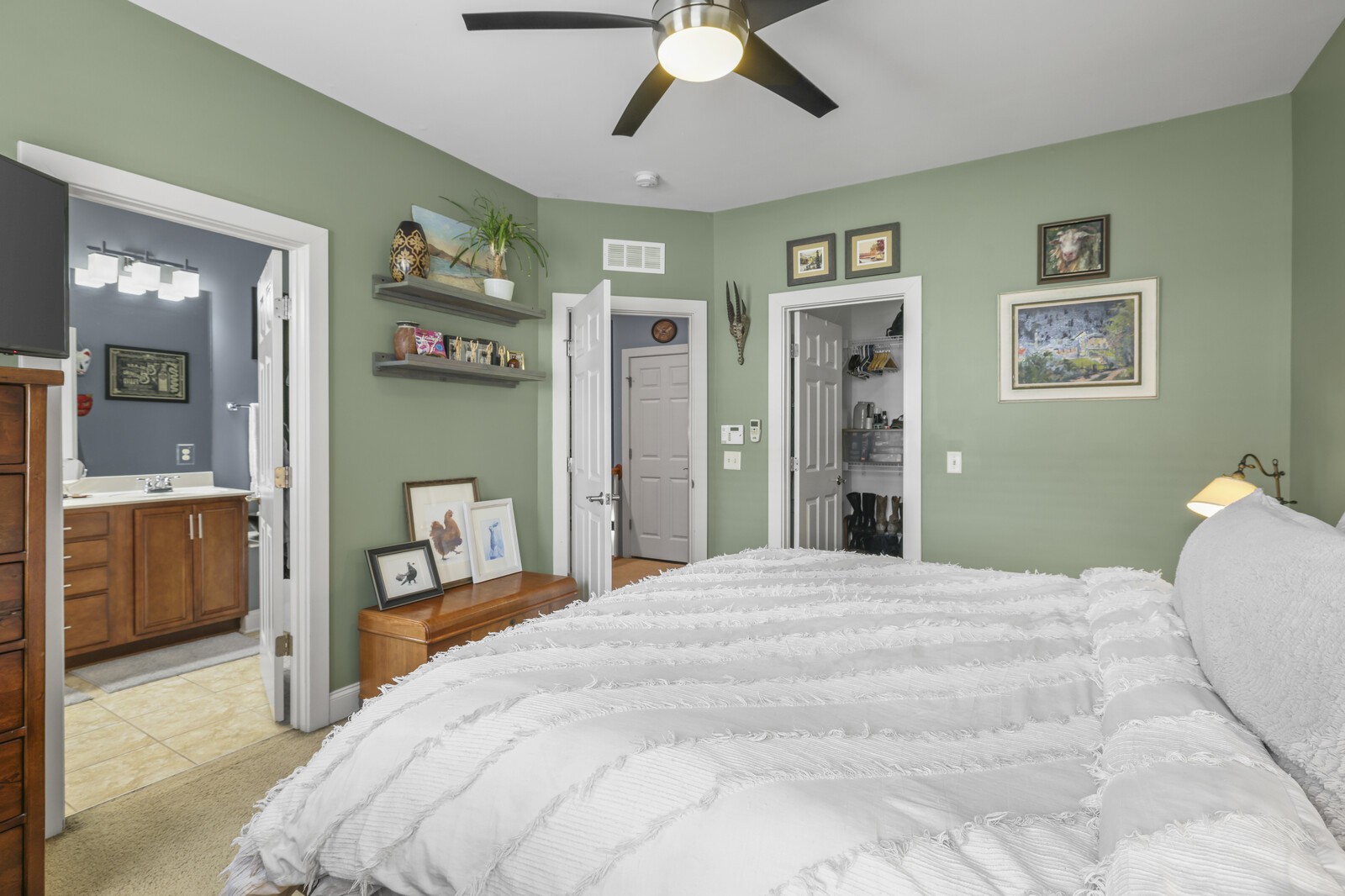 748 Wedgewood Park