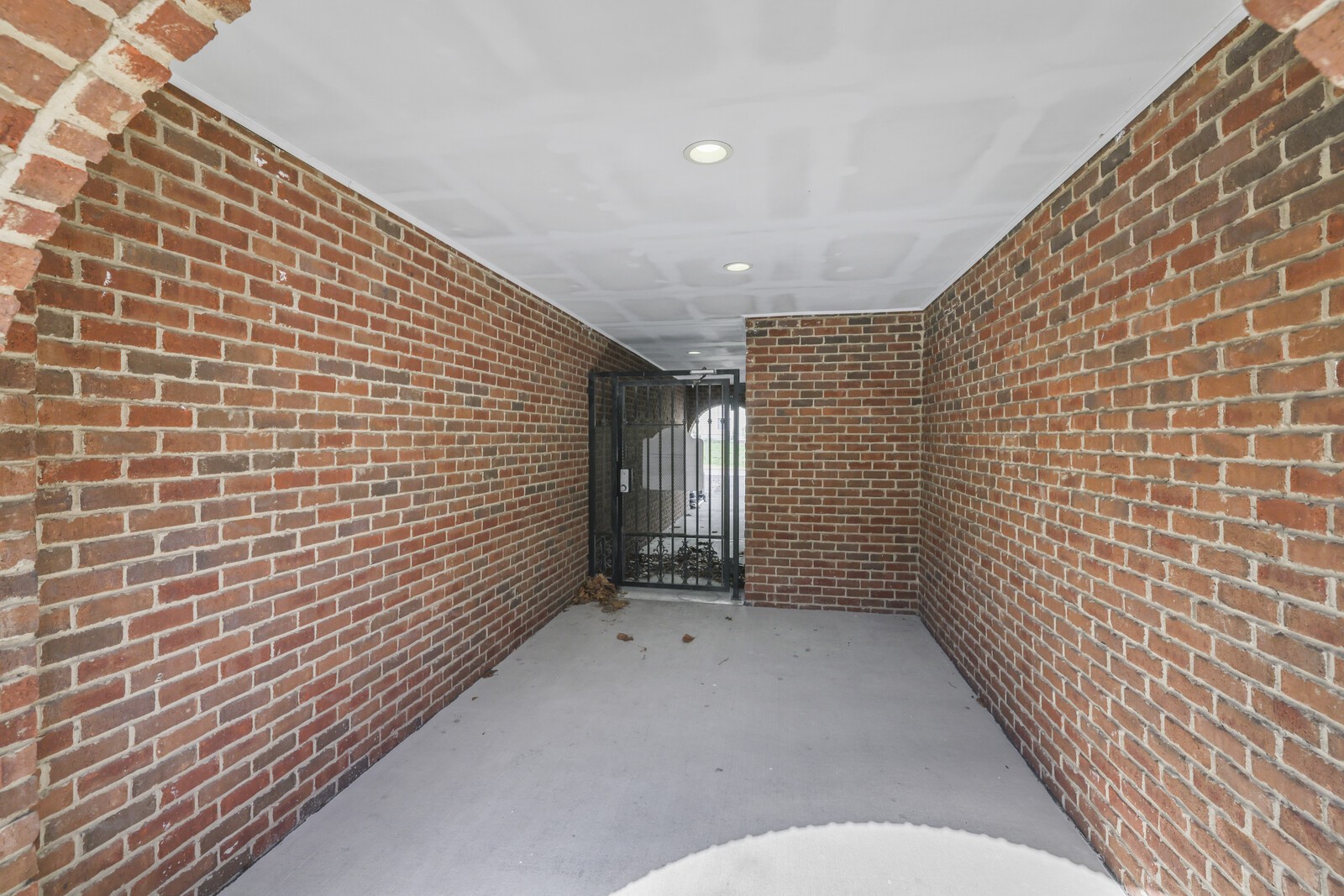 748 Wedgewood Park