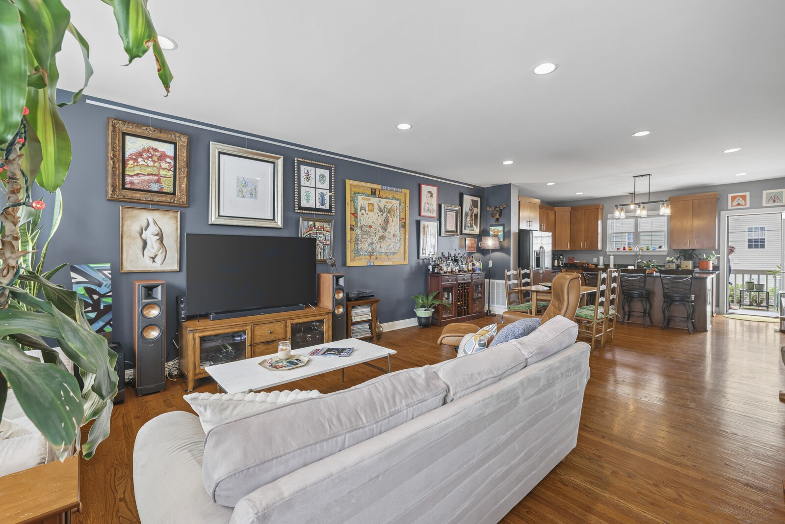 748 Wedgewood Park