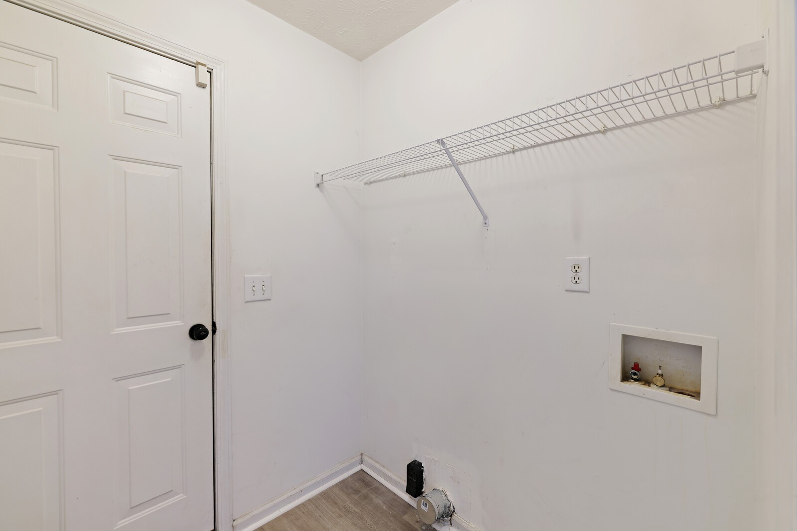 1433 Laurel Oak Dr
