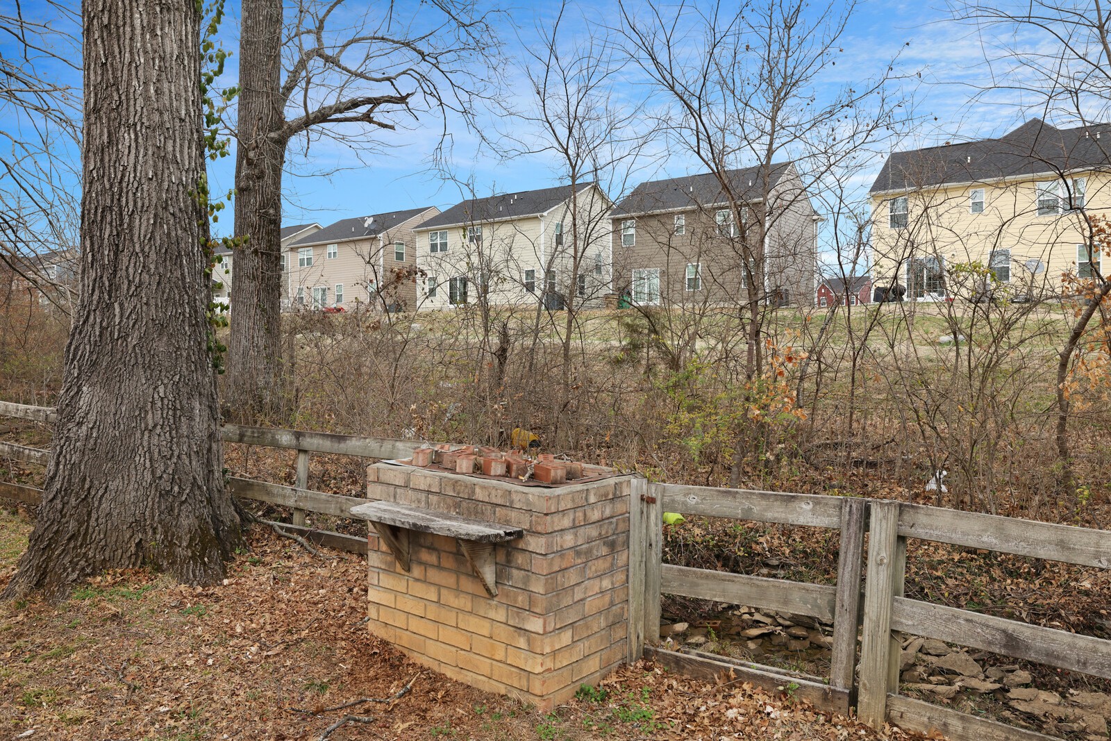 1433 Laurel Oak Dr