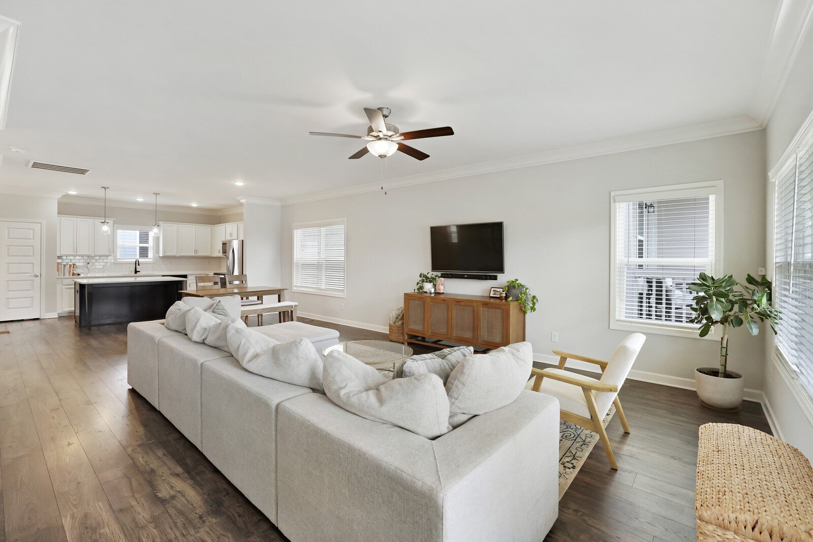 638 Parkvue Place Dr