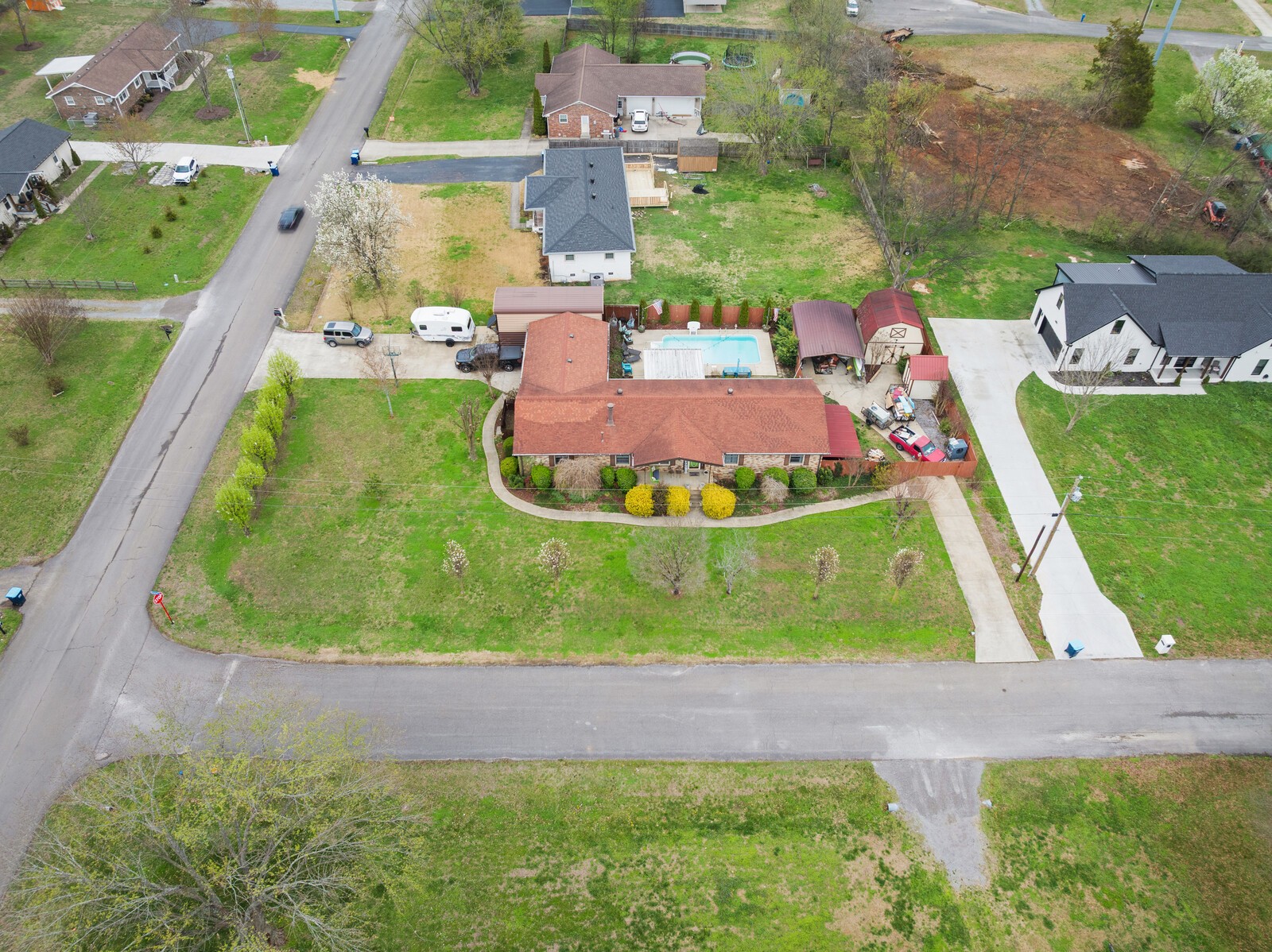 6358 Lee Ave