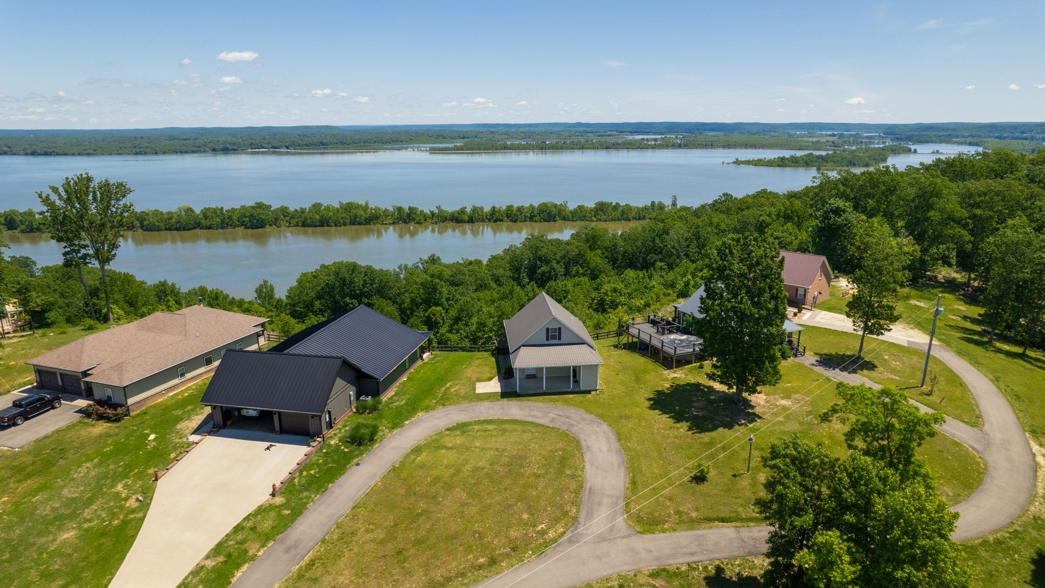 270 Rockport Lndg