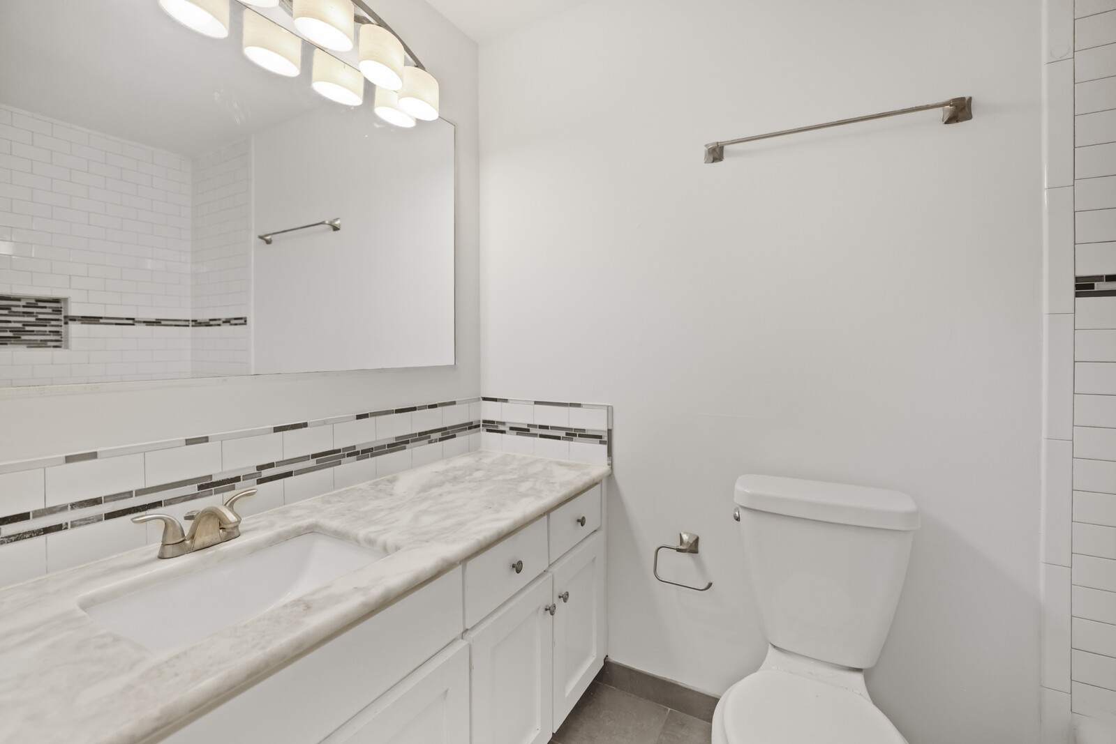1900 Richard Jones Rd Unit: K1