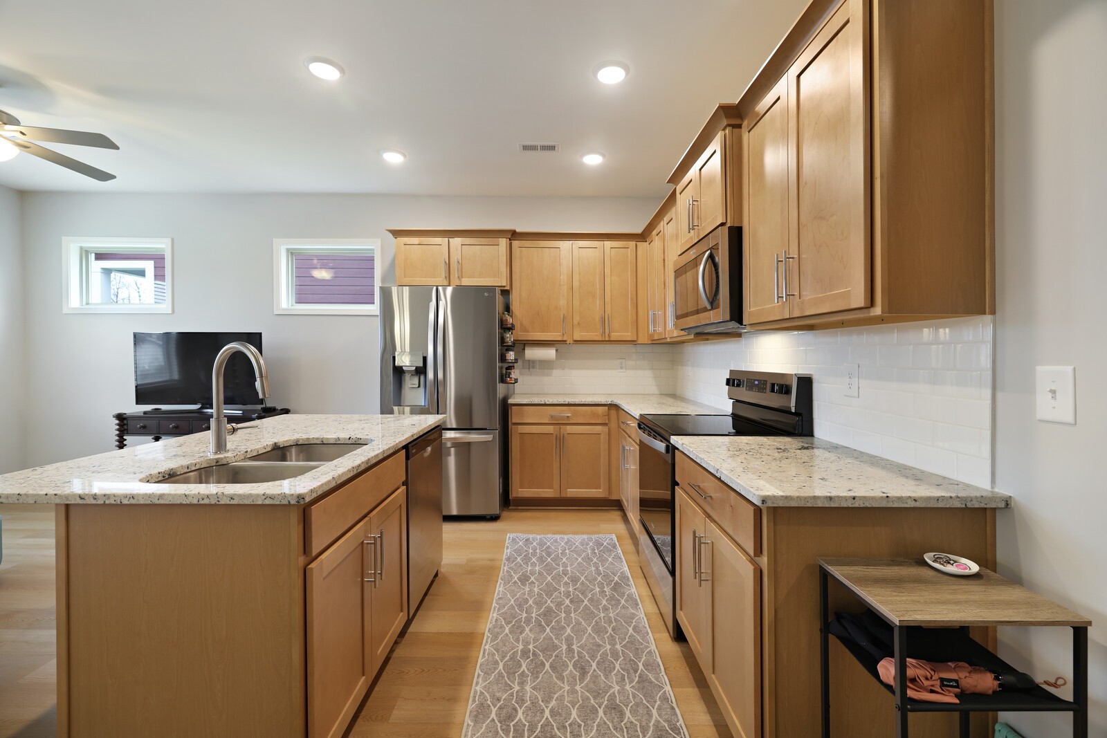 315 Carver Connection