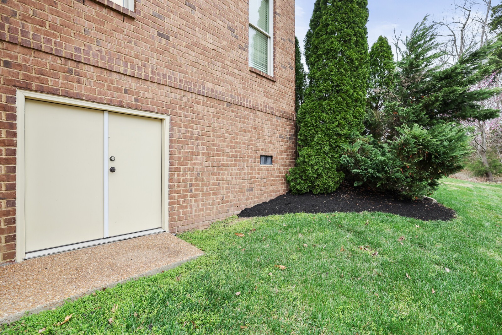 1432 Wolf Creek Dr