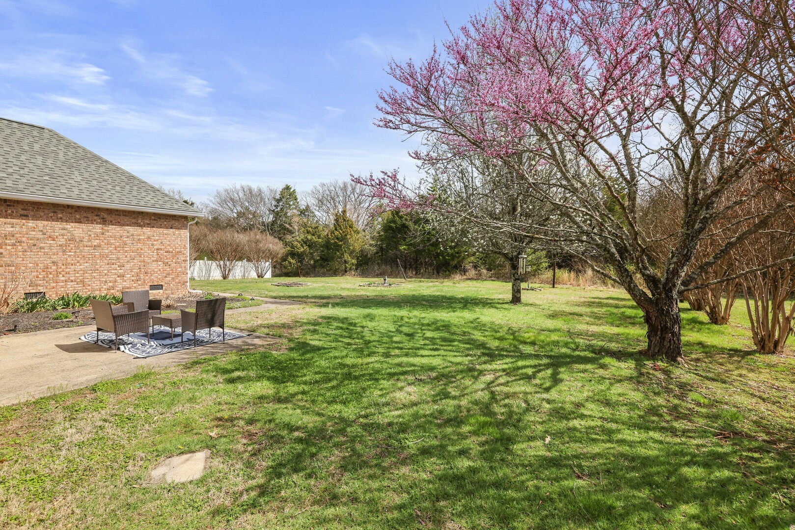 308 Autumn Glen Dr