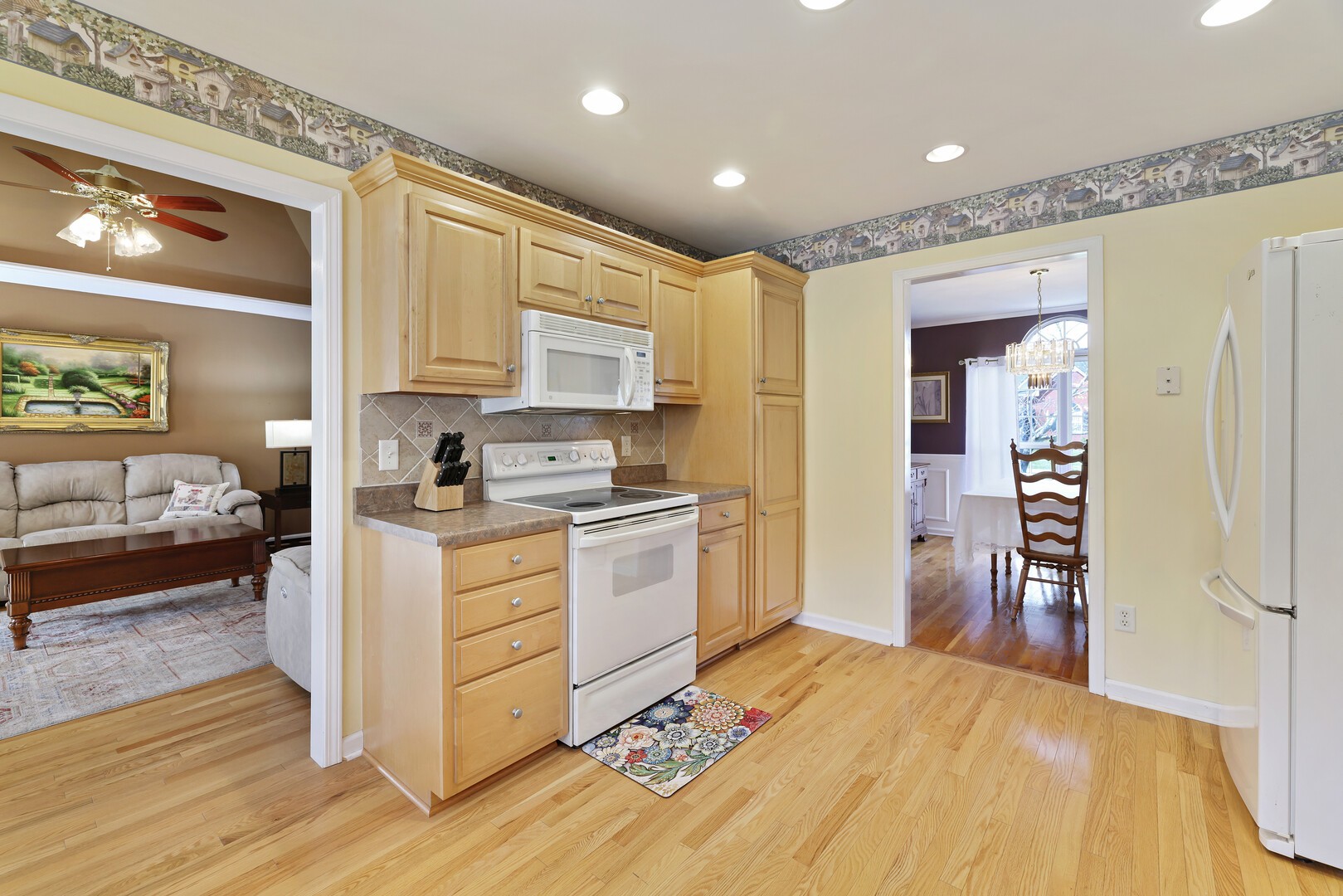308 Autumn Glen Dr