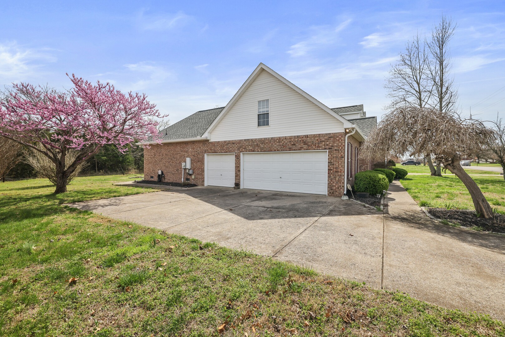 308 Autumn Glen Dr