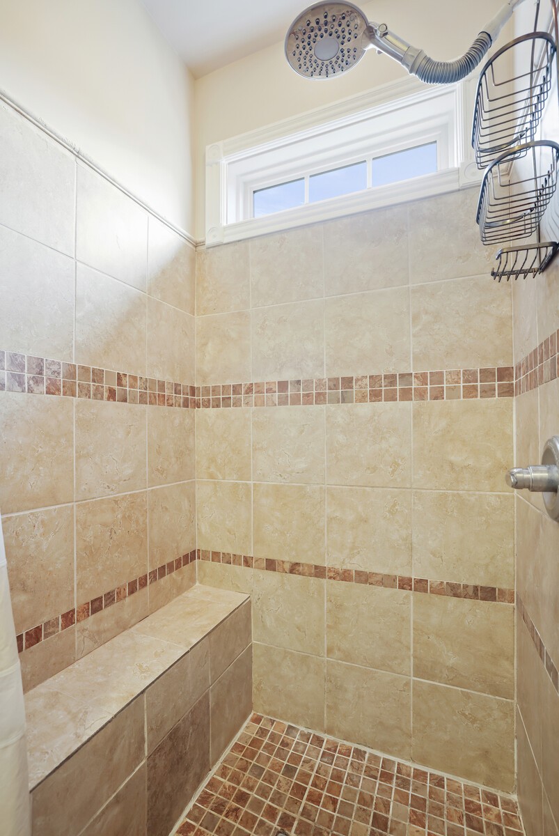 1148 Fairvue Village Ln