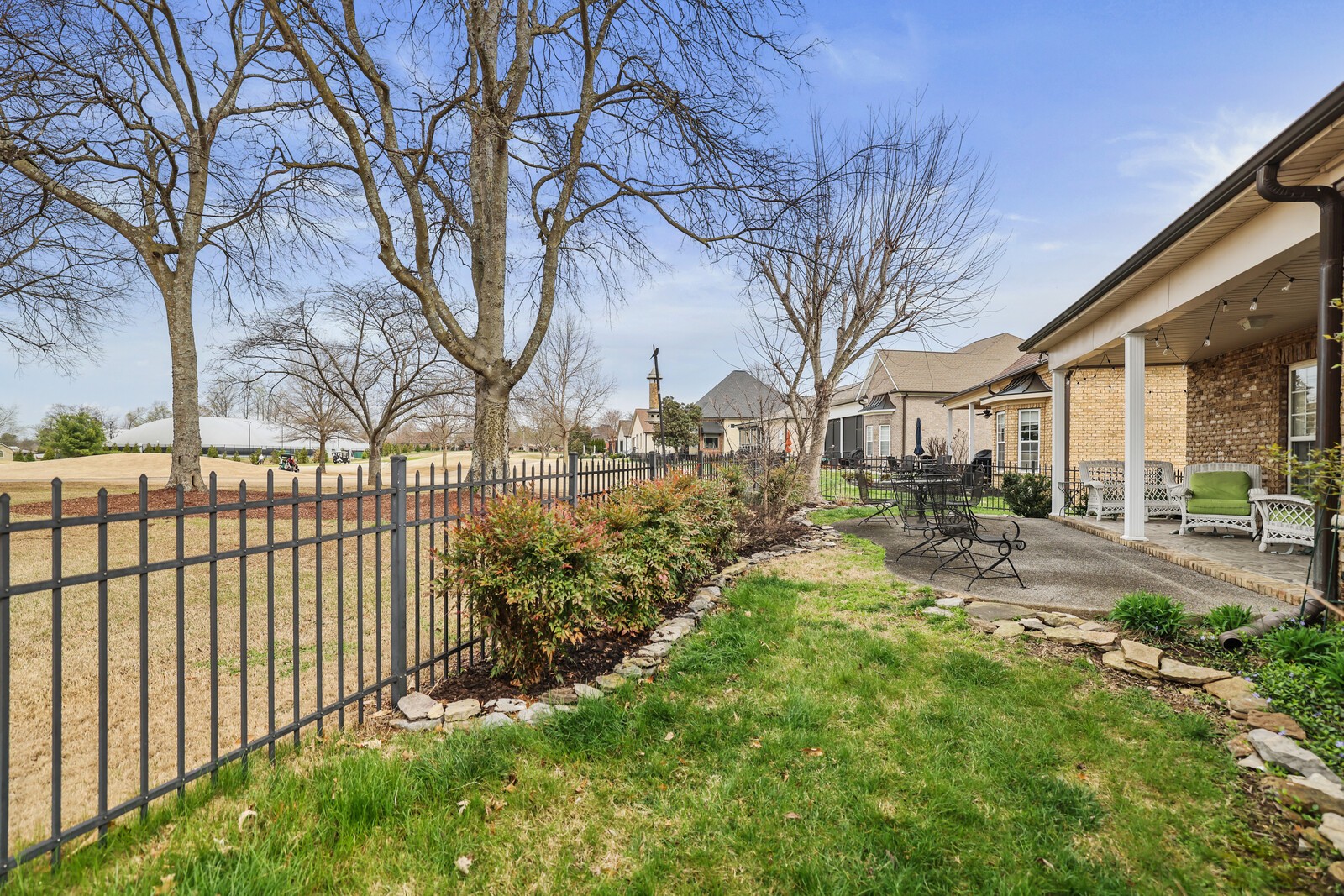 1148 Fairvue Village Ln