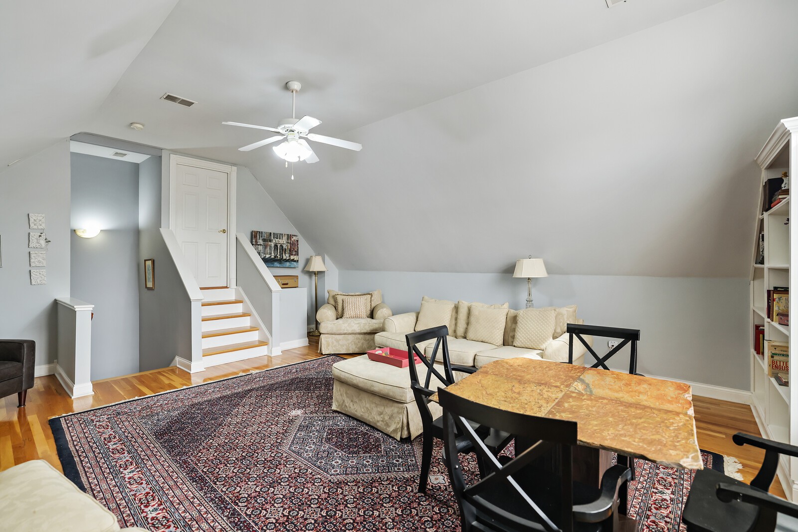 1148 Fairvue Village Ln